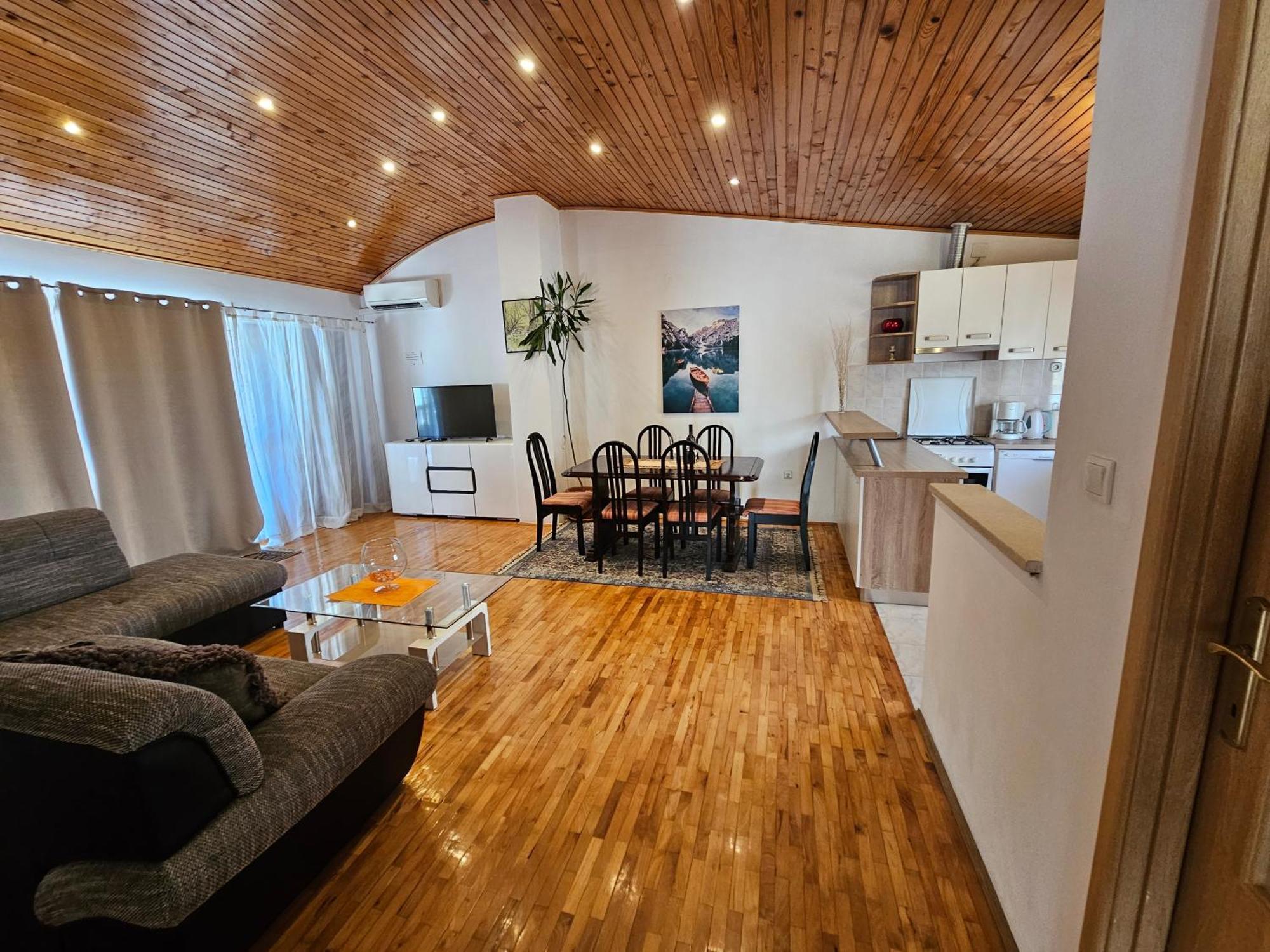 Apartment Slavka Trogir Exterior photo